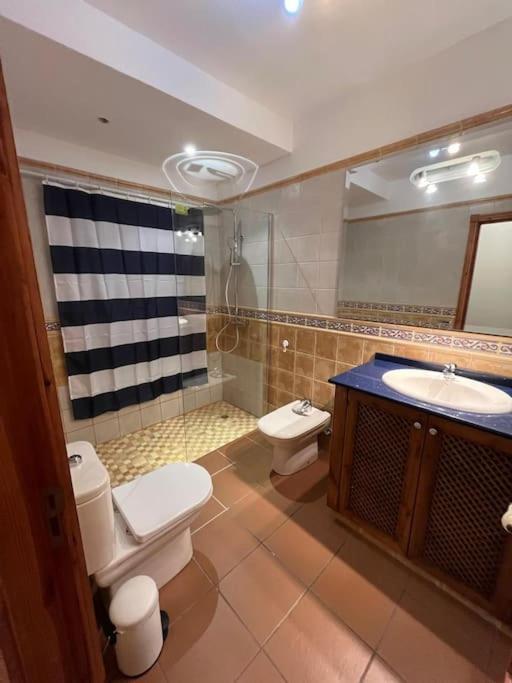 ロス・レアレホスCentro Toscal 3 Dorm Patio Cocinaアパートメント エクステリア 写真